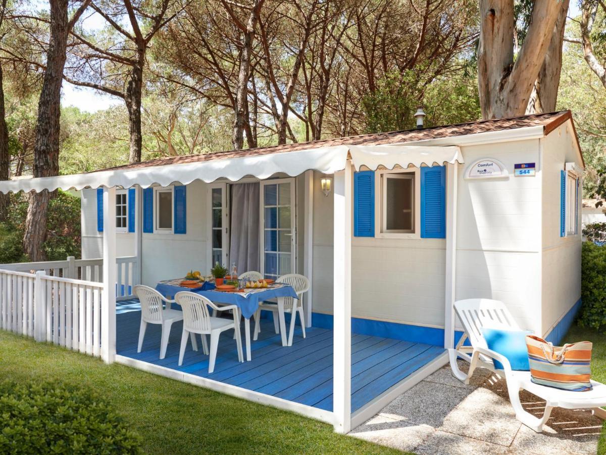 Holiday Home Maxi Caravan Comfort By Interhome Baia Domizia Extérieur photo